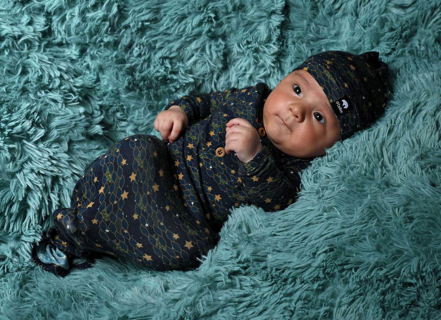 Orion Gift Set | Swaddle Blanket, Nursing Cover & Newborn Essentials