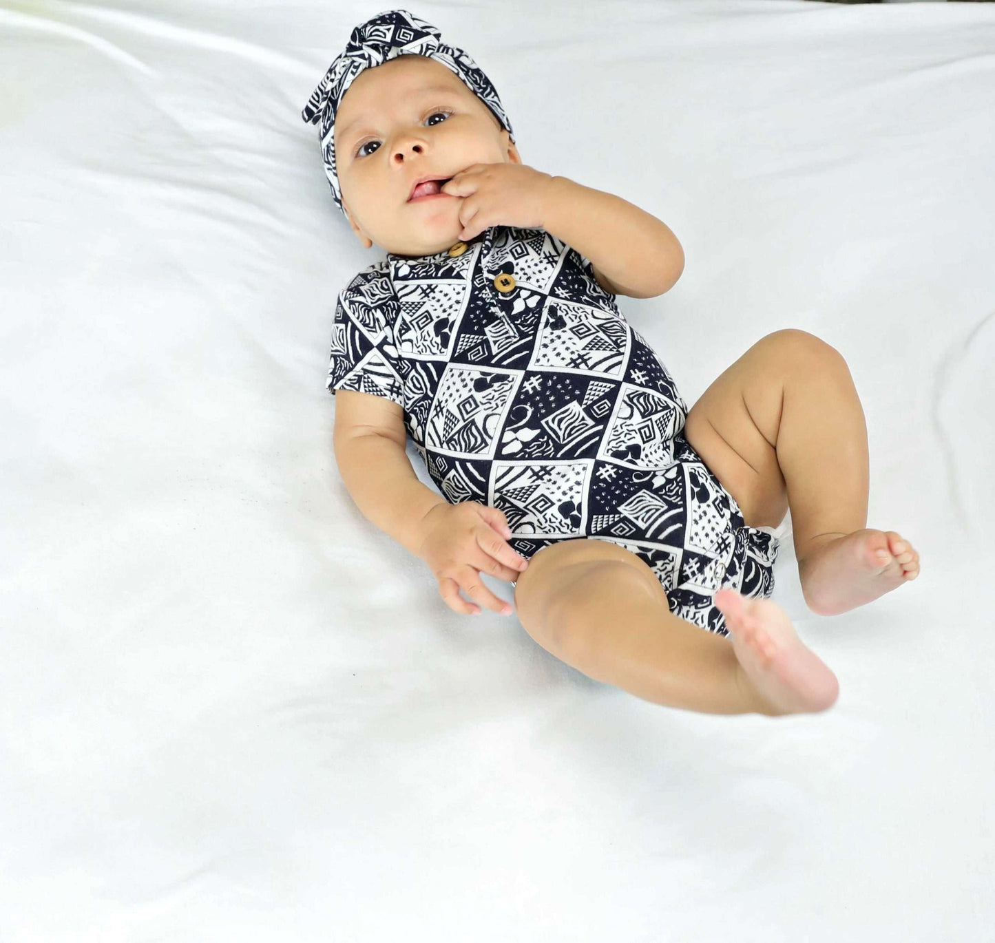 Unity Bodysuit | Soft & Stylish Baby Bodysuit